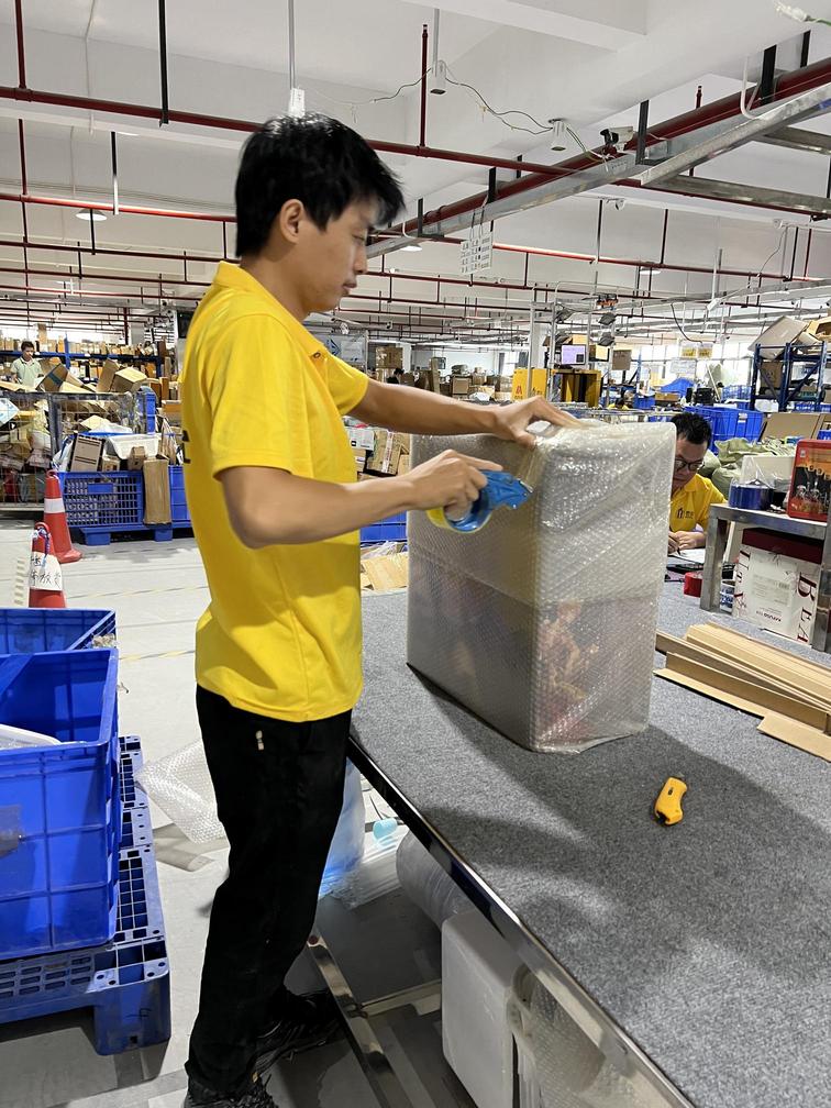 邮局寄件与EMS寄往加拿大的价格对比分析